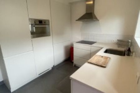 Instapklaar , modern appartement met 3 slaapkamers, terras, garagebox te GENT - Foto 3