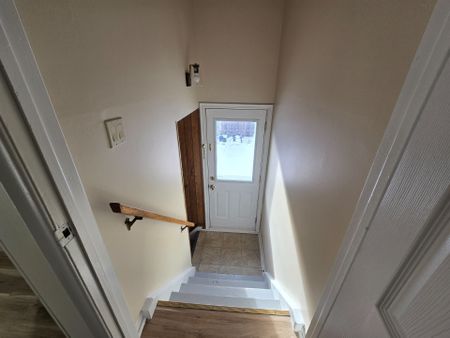 For Lease - 69 Alexandria Crescent, Brampton, Ontario - Photo 5