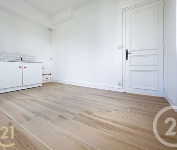 Location Appartement 2 pièces 24m² LILLEBONNE 76170 - Photo 1