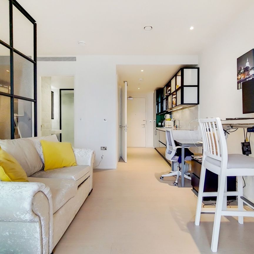 Studio Flat, Hobart Building, E14 - Photo 1