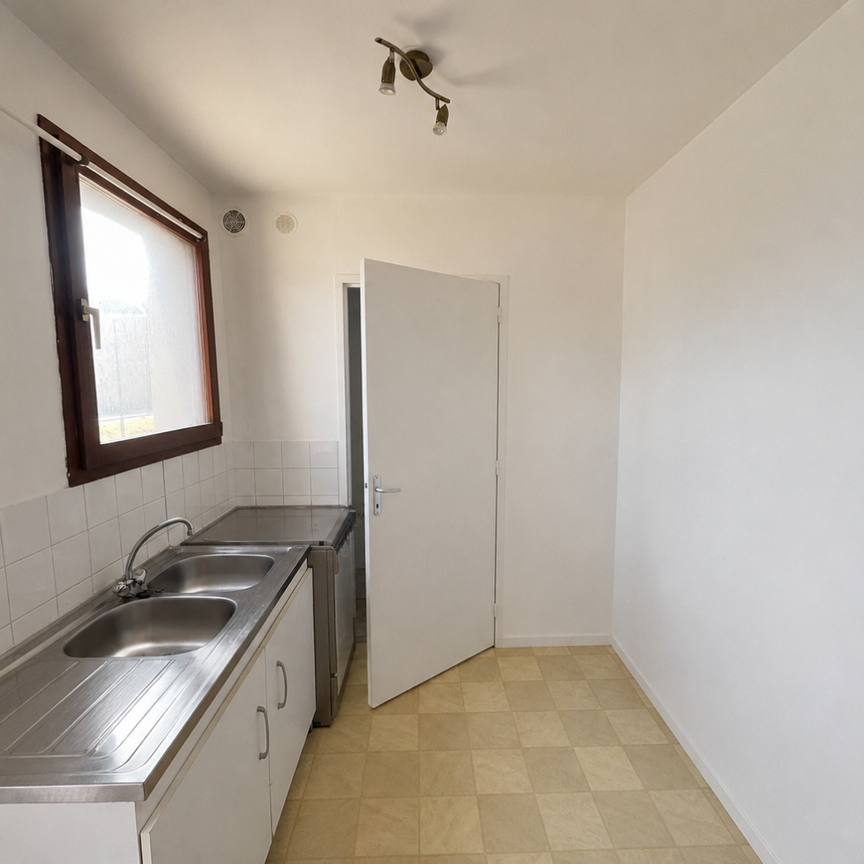 Location Appartement 1 pièce 37m² CALAIS 62100 - Photo 1
