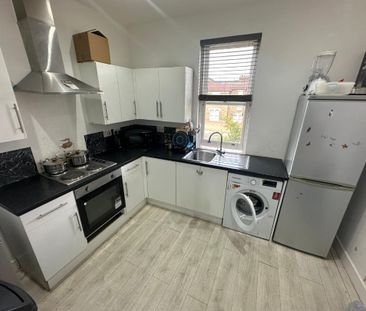 Studio Flat, Catford Hill, SE6 - Photo 5