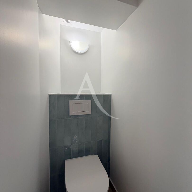 Location Appartement 1 pièce 29m² - Photo 1