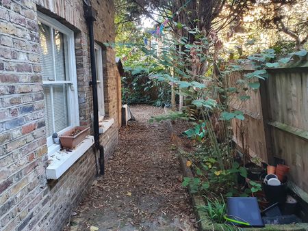 1 Bed Flat, Axminster Road, N7 - Photo 3