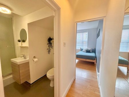 Flat 2, 49 Lower Ford Street – Student Accommodation Coventry - Photo 2