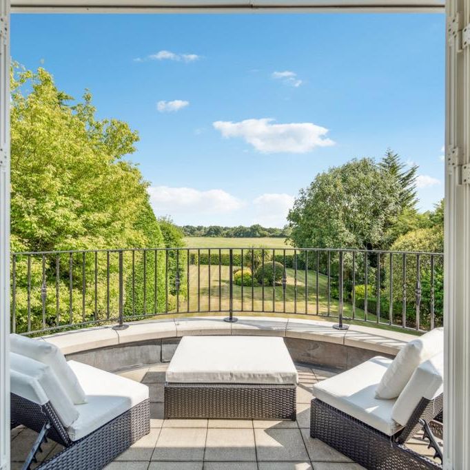 5 bedroom house to rent - Photo 1