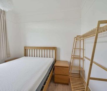 Woodside, Wimbledon, SW19 - Photo 4