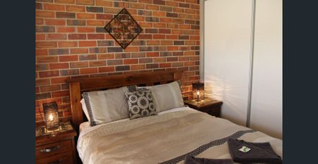 Spacious Furnished 3 Bedroom Self Contained Townhouse - Photo 2