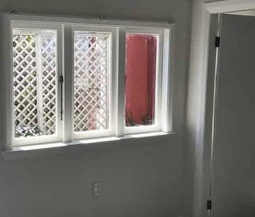 Charming 1BR Flat in Vibrant Newtown - Photo 5