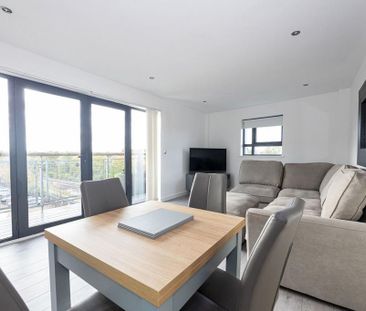 2 bedroom penthouse to rent - Photo 5