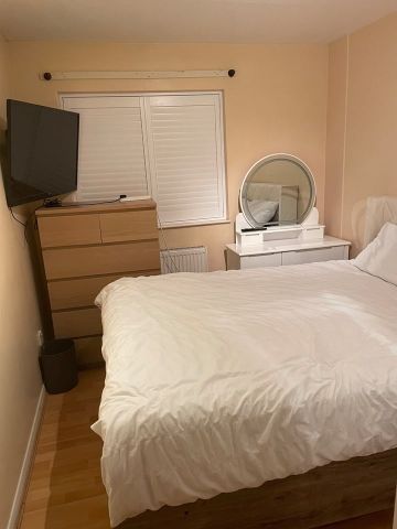 Room in a Shared House, Holmshaw Close, SE26 - Photo 5