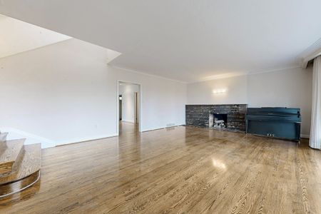 For Lease - 5 Morewood Crescent, Toronto, Ontario - Photo 5