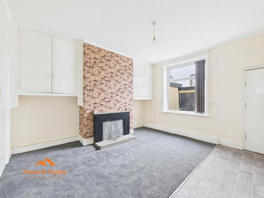 3 bedroom terraced house to rent - Photo 1