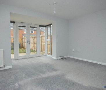 3 bedroom semi-detached house to rent - Photo 1