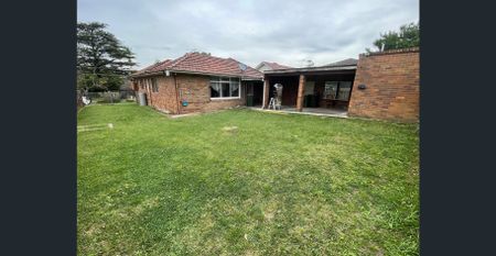 Family Home In Convenient Location - Photo 4