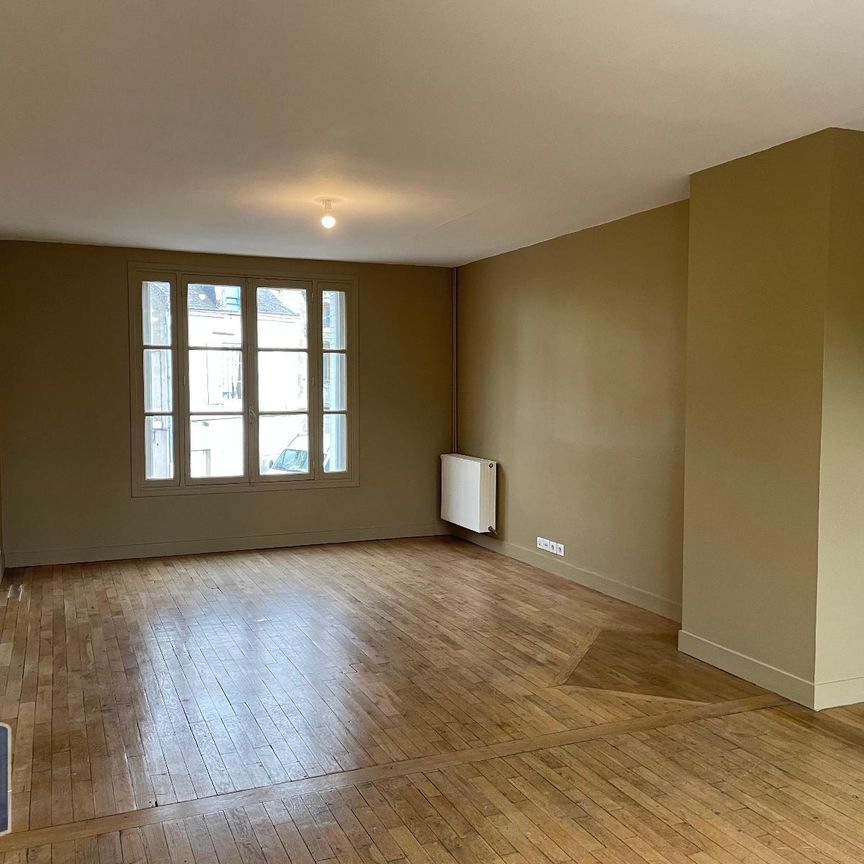 Location Maison 5 pièces 132m² CHINON 37500 - Photo 1