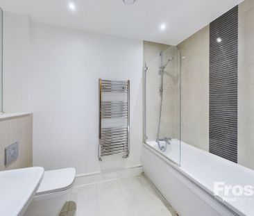 West Plaza, Town Lane, Stanwell,TW19 - Photo 5