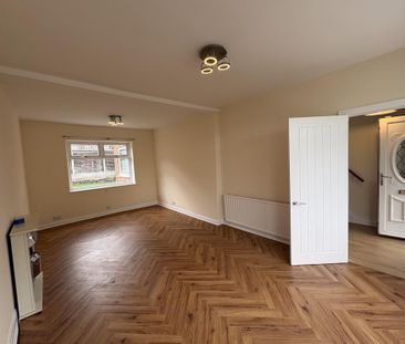 3 bedroom semi-detached house to rent - Photo 2