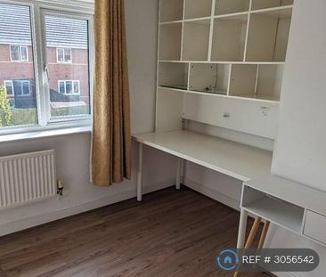 4 bedroom detached house to rent - Photo 4