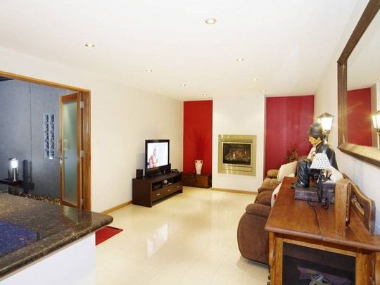 2/7 Fyans Street, Geelong - Photo 1