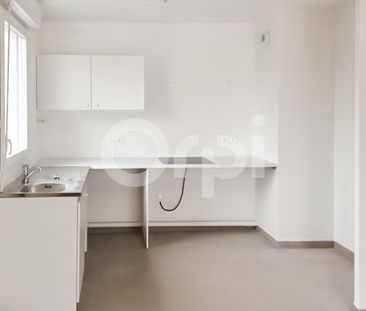 Location Appartement 3 pièces 66m² DAMMARTIN EN GOELE 77230 - Photo 2