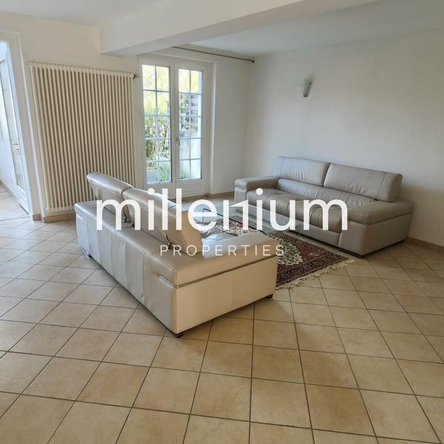 Magnifique appartement meublée en rez-de-jardin à Meyrin Village - Photo 1
