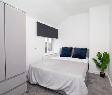 2 bedroom house to rent - Photo 1