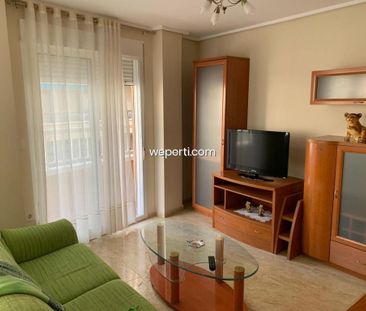 Apartment in Torrevieja, CENTRO, for rent - Photo 2