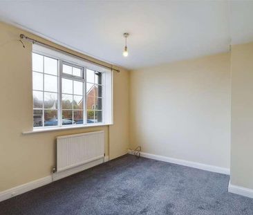 Filey Road, Scarborough, YO11 - Photo 3