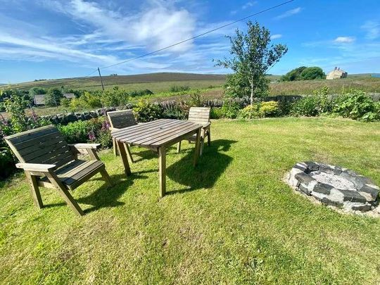 Apple Tree View, Hebden Bridge, HX7 - Photo 1