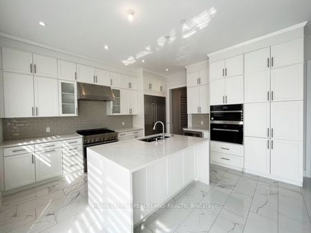 For Lease - 49 Sikura Circle, Aurora, Ontario - Photo 3