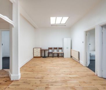 3 bedroom apartment to rent - Photo 1