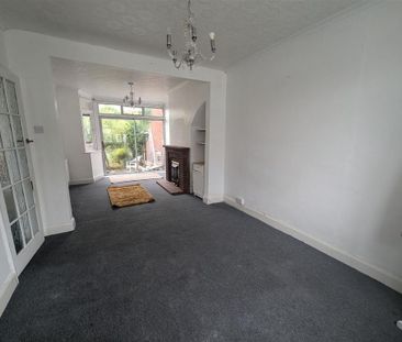 3 bedroom semi-detached house to rent - Photo 3