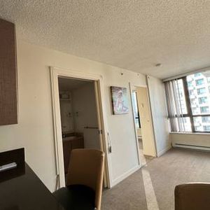 1 Bedroom+ Den in Yaletown area - Photo 2