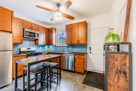 For Lease - 9 Stirton Street Unit# MAIN, Hamilton, Ontario - Photo 4