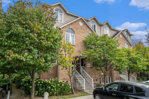 For Lease - 58 Steele Park Private, Cyrville - Carson Grove - Pineview, Ontario - Photo 1