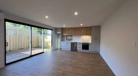 Somerfield - Photo 2