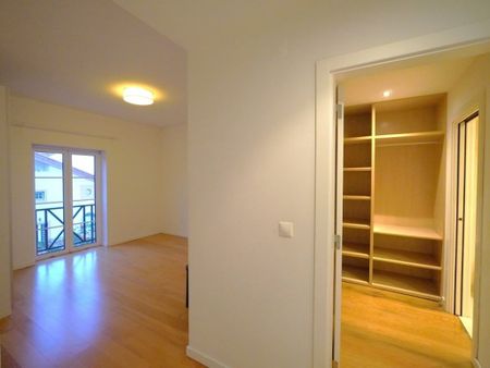 3 room luxury Flat for rent in Sintra, Portugal - Photo 3