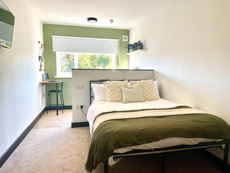 Portland Road Room 2 - Photo 5