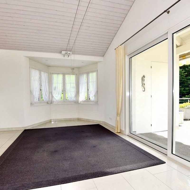 6.5 Zimmer, 260 m², 1. Stock - Photo 1