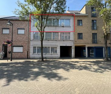 Gerenoveerd 3-slaapkamer appartement met garagebox in centrum Turnhout - Photo 3