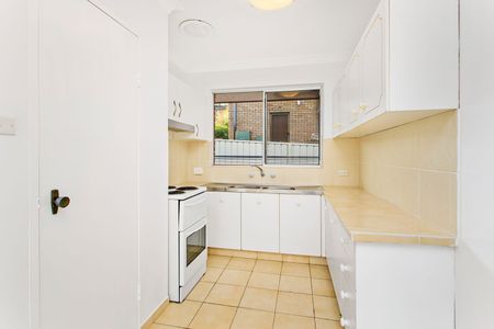 Home For Rent - Photo 5