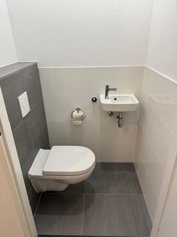 Huis te huur: De Kota Baroestraat 6 4381 NX Vlissingen - Photo 2