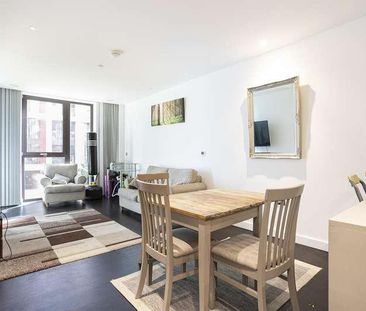 Haines House, Charles Clowes Walk, The Residence, Nine Elms, London... - Photo 5