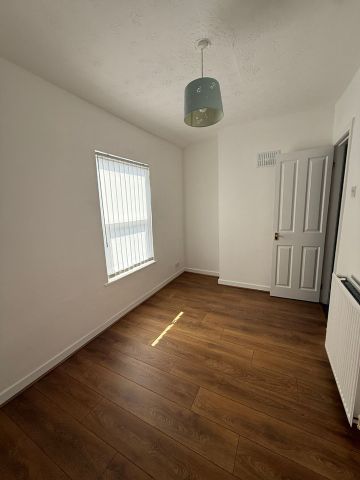 2 Bed Terraced House, St Marys Avenue, L4 - Photo 4
