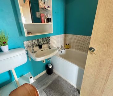 Willowfield - Photo 4