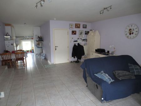 Eén slaapkamer appartement met garage. - Photo 2