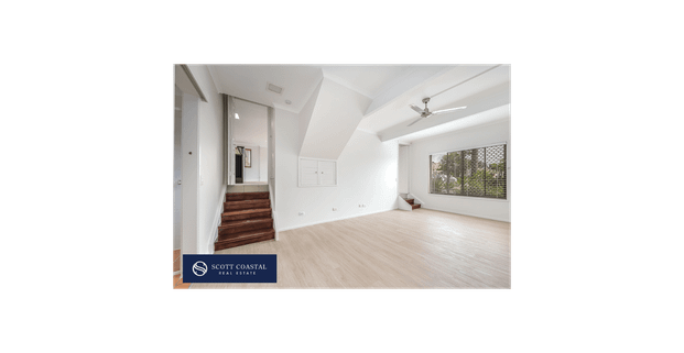 LARGE FAMILY HOME IN ASHMORE - Photo 1