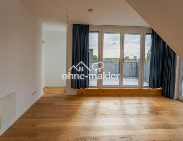 Penthouse-Maisonette-Wohnung mit 18m² Dachterrasse, EBK und begehbarer Kleiderschrank - Foto 1