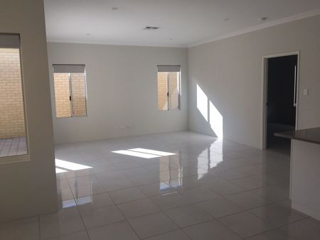 100 Ventnor Street, Scarborough, WA - Photo 3